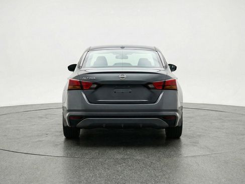 Used 2025 Nissan Altima 2.5 SV image 7