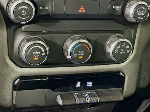 Used 2022 RAM 1500 Big Horn RWD image 23