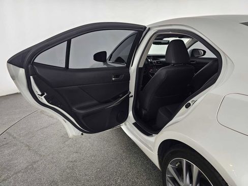 Used 2019 Lexus IS 300 image 15