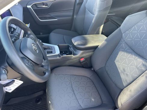 New 2025 Toyota RAV4 XLE image 18