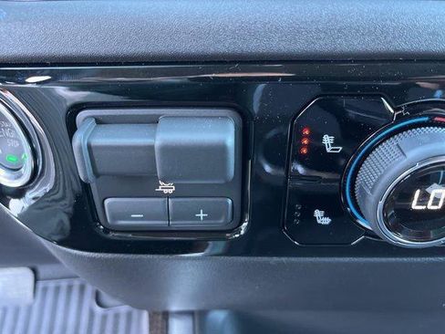 New 2026 Chevrolet Silverado 2500 LT image 15