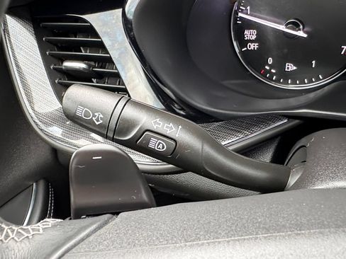 Used 2023 Buick Envision Essence AWD/4WD image 32