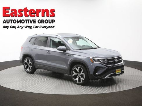 Used 2023 Volkswagen Taos SEL AWD/4WD image 48