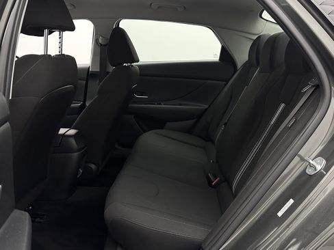 Used 2024 Hyundai Elantra SEL FWD image 23