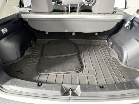 Used 2022 Subaru Crosstrek 2.5i Sport w/ Moonroof Package image 25