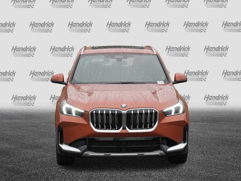 Certified 2025 BMW X1 xDrive28i image 3