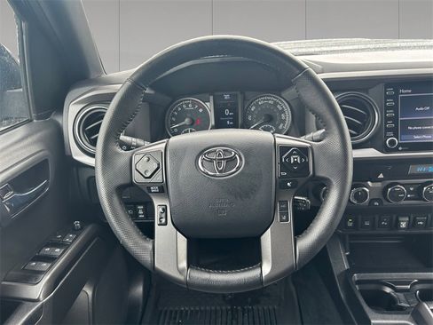 Used 2023 Toyota Tacoma TRD Sport w/ Technology Package image 13