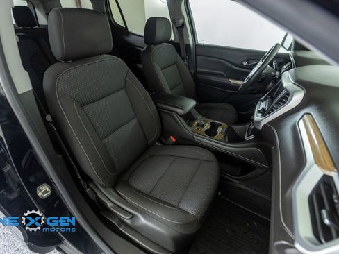 Used 2021 GMC Acadia SLE w/ Driver Convenience Package AWD/4WD image 43