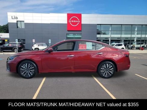 Certified 2023 Nissan Altima 2.5 SV AWD/4WD image 2