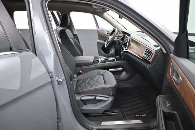 New 2026 Volkswagen Atlas SE AWD/4WD image 14