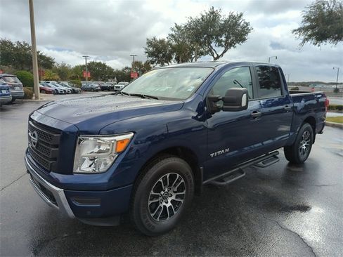Certified 2024 Nissan Titan SV w/ SV Convenience Package image 14