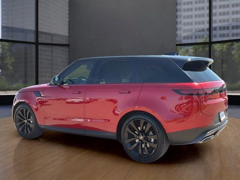 Used 2025 Land Rover Range Rover Sport SE AWD/4WD image 14
