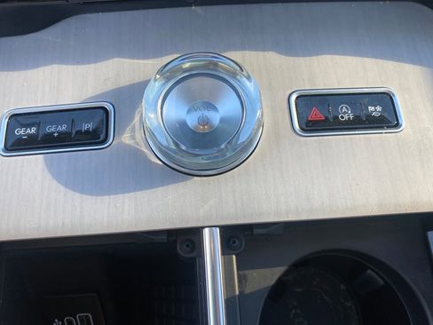 Used 2025 Lincoln Navigator Reserve image 39