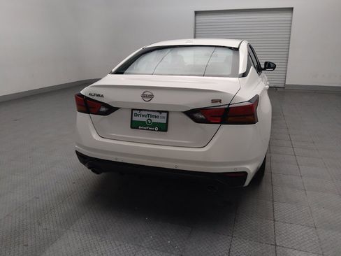 Used 2024 Nissan Altima 2.5 SR FWD image 7