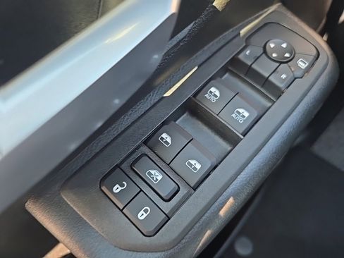 New 2026 RAM 1500 Tradesman image 15