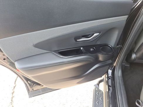 Used 2023 Hyundai Santa Cruz Limited image 9