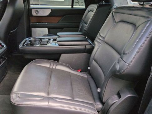 Used 2019 Lincoln Navigator L Reserve w/ Cargo Package AWD/4WD image 14