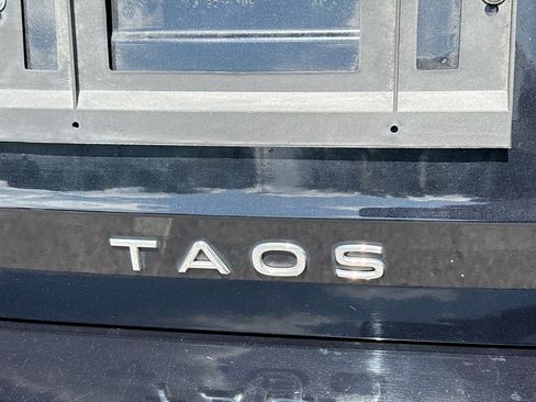 Used 2023 Volkswagen Taos S FWD image 10