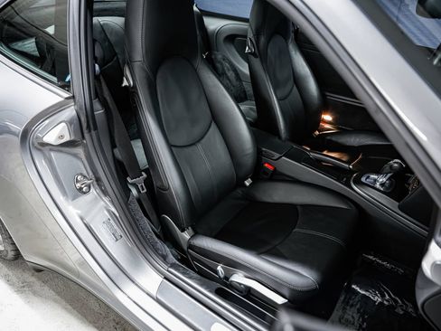 Used 2009 Porsche 911 Carrera 4S AWD/4WD image 25
