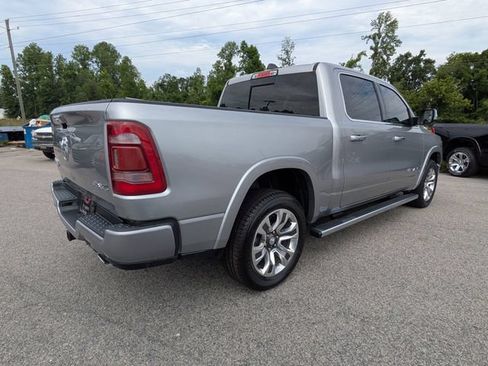Used 2022 RAM 1500 Limited w/ Body Color Bumper Group AWD/4WD image 4