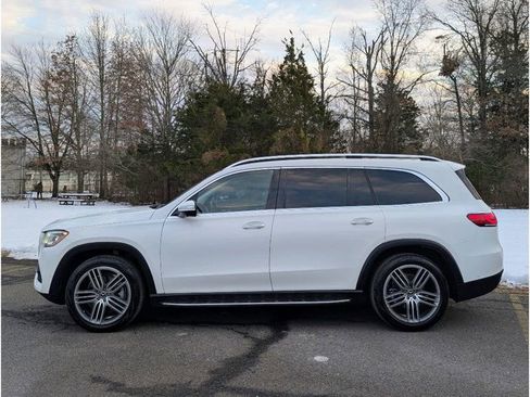 Used 2023 Mercedes-Benz GLS 450 4MATIC w/ Warmth & Comfort Package image 4