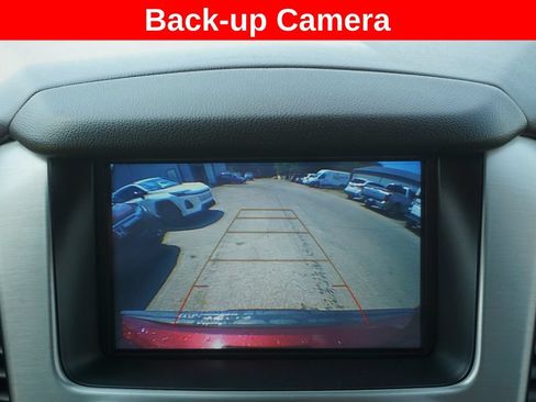 Used 2019 GMC Yukon XL SLT w/ Open Road Package RWD image 12
