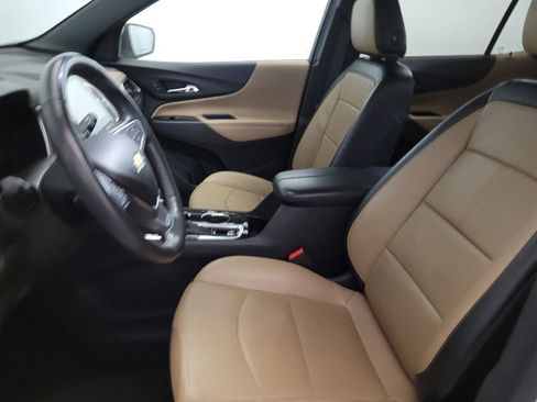 Used 2022 Chevrolet Equinox Premier AWD/4WD image 17