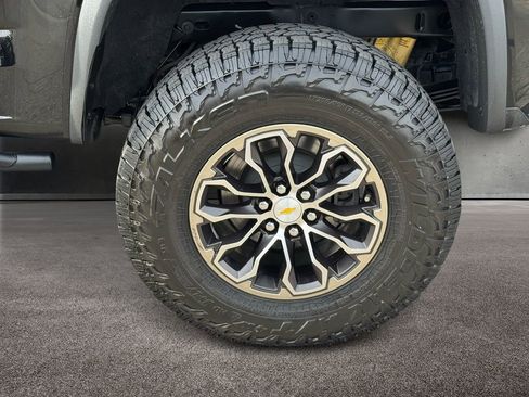 Used 2022 Chevrolet Colorado ZR2 image 7