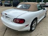 Used 2002 MAZDA MX-5 Miata LS image 4