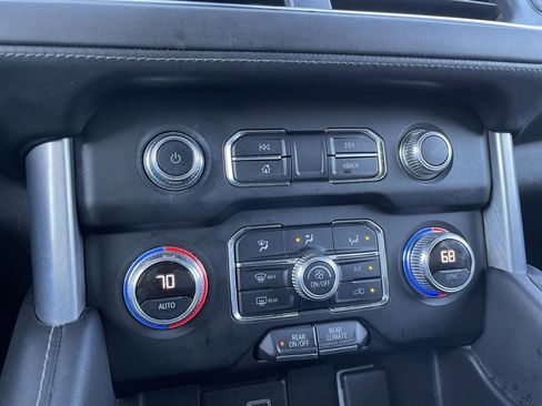 Used 2022 GMC Yukon XL SLE w/ Max Trailering Package image 17