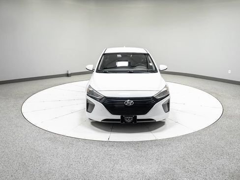 Used 2018 Hyundai Ioniq Blue FWD image 25
