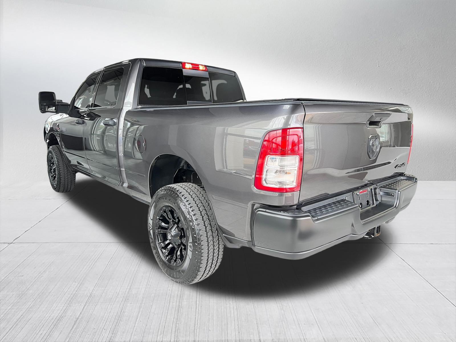 Used 2024 RAM 3500 Tradesman w/ Snow Chief Group AWD/4WD image 6