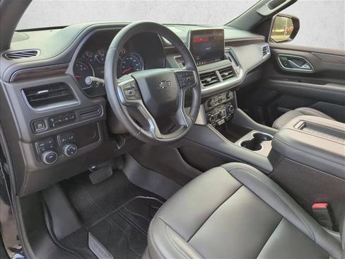 Used 2021 Chevrolet Suburban Z71 image 9