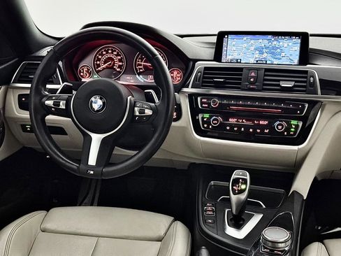 Used 2019 BMW 430i xDrive Coupe w/ M Sport Package AWD/4WD image 26