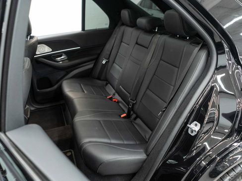 Used 2025 Mercedes-Benz GLE 350 4MATIC image 29