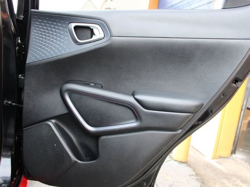 Used 2020 Kia Soul GT-Line image 38