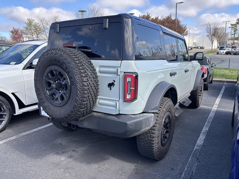 Used 2024 Ford Bronco Wildtrak image 26