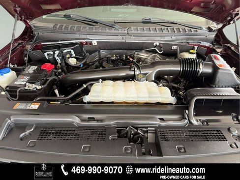 Used 2023 Ford Expedition XLT AWD/4WD image 30