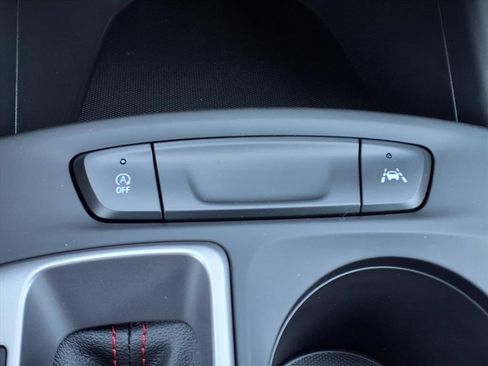 New 2026 Chevrolet Trax RS w/ Driver Confidence Package image 9