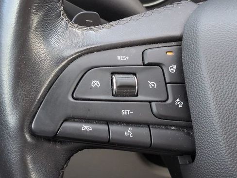Used 2019 Cadillac XT4 Premium Luxury FWD image 24