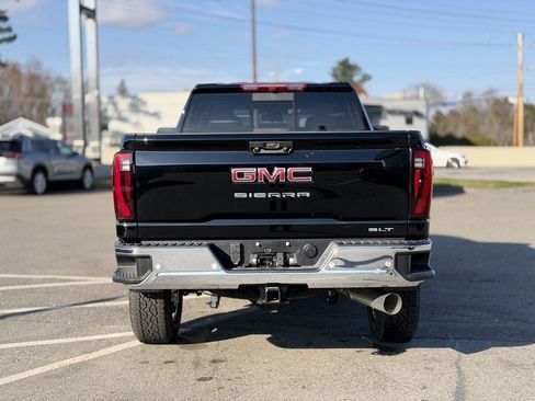 New 2026 GMC Sierra 2500 SLT w/ SLT Premium Package image 5
