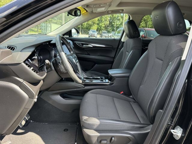 Used 2022 Buick Envision Preferred AWD/4WD image 15