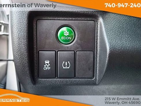 Used 2022 Honda HR-V LX image 17