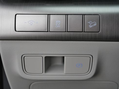 Certified 2025 Hyundai Kona SEL image 21