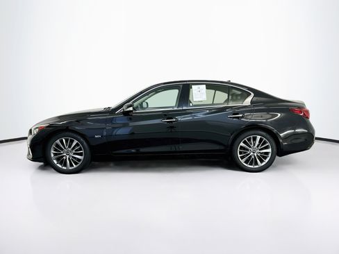 Used 2019 INFINITI Q50 Luxe w/ Essential Package (3.0T Luxe) AWD/4WD image 4