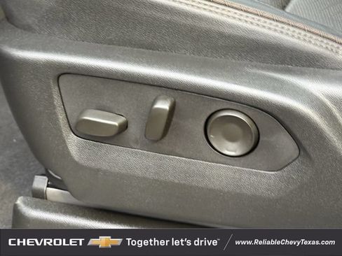 Used 2024 Chevrolet Tahoe High Country AWD/4WD image 32