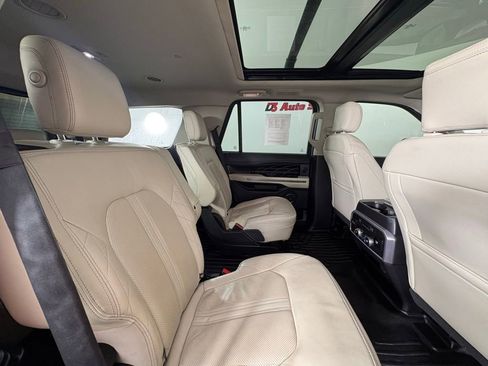 Used 2019 Ford Expedition Platinum RWD image 55