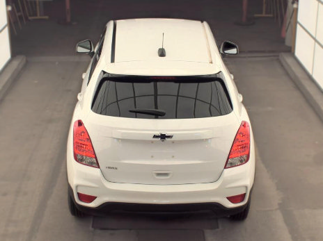 Used 2020 Chevrolet Trax LS w/ Tint and Cruise Package FWD image 5