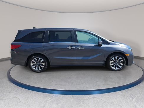 Certified 2023 Honda Odyssey EX-L image 4
