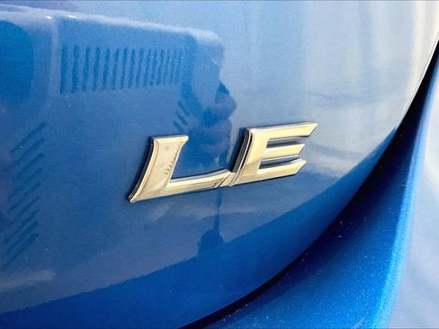 Certified 2020 Toyota Camry LE image 9